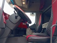 Седельный тягач Renault Premium 32