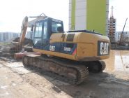 Экскаватор гусеничный Caterpillar 320DL 2