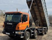 Самосвал Scania P400 4