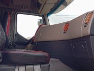 Седельный тягач Renault Premium 18