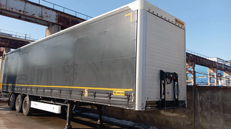 Полуприцеп штора Wielton NS3K