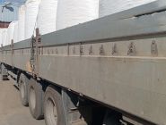 Седельный тягач Renault Premium с бортовым полуприцепом Narko. 4 Седельный тягач Renault Premium с бортовым полуприцепом Narko. 4