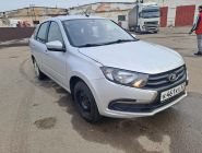 Lada Granta Liftback 1