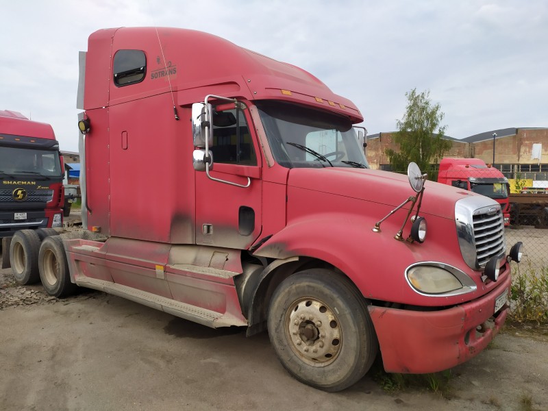 Седельный тягач Freightliner Columbia CL120064ST