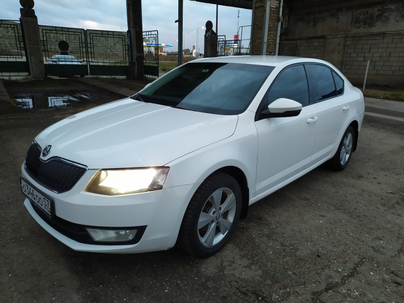 Skoda Octavia 1.2 MT